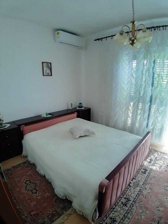 Apartmani Luce Sumartin Buitenkant foto