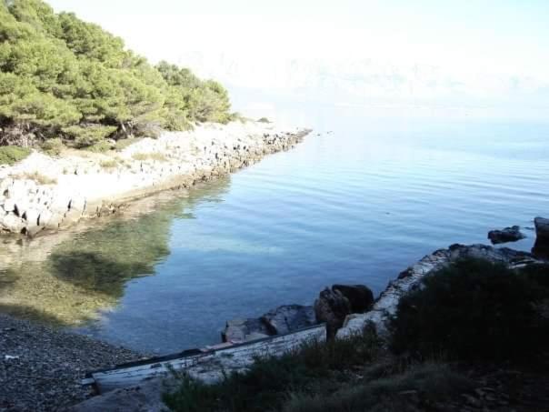 Apartmani Luce Sumartin Buitenkant foto