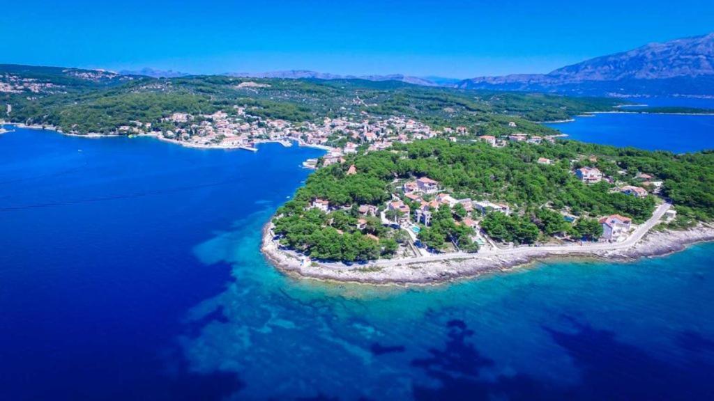 Apartmani Luce Sumartin Buitenkant foto